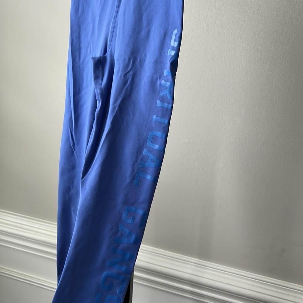 Spiritual Gangster legging size small - Picture 2 of 5